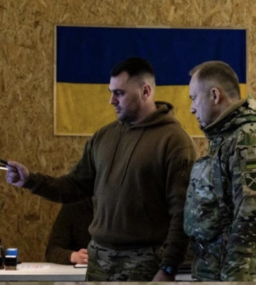 Головнокомандувач ЗСУ відпрацював у бойових частинах на Сумському напрямку