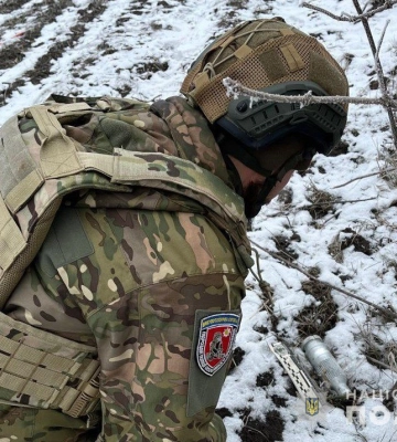 Вибухотехніки поліції Сумщини знищили протитанкову авіаційну бомбу росіян