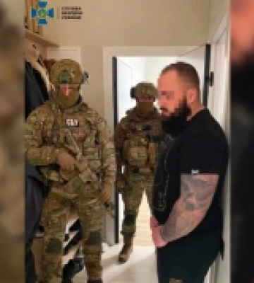 У Рівному СБУ знешкодила угруповання рекетирів, які вимагали неіснуючі борги