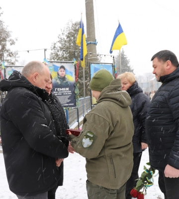 У громаді на Волині вручили державні нагороди рідним полеглих Героїв