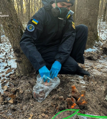 На Сумщині у лісі знайшли 5 кг ртуті
