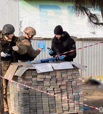 Трагедія в Миколаєві: поліцейські розслідують факт самогубства чоловіка у громадському місці (ВІДЕО)