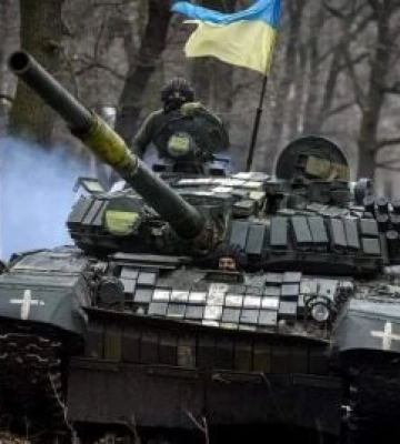 Дрон шел на высоте 85 метров, радары не видят этой высоты - Зеленский об ударе по ЧАЭС