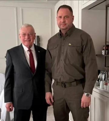 Єрмак зустрівся зі спецпредставником Трампа в Мюнхені: про що говорили