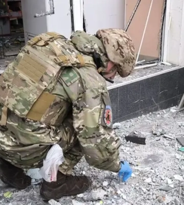 У центрі Миколаєва стався вибух поблизу закладу харчування: є загиблі та поранені