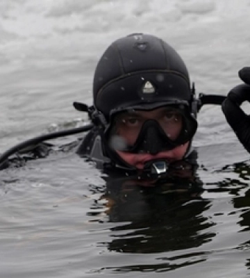 У Луцьку до рибалок на Теремнівських ставках завітали водолази 