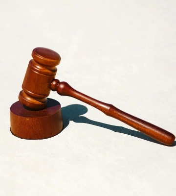 Суд виніс вирок у справі про вчинення сексуального насильства стосовно неповнолітньої на Закарпатті