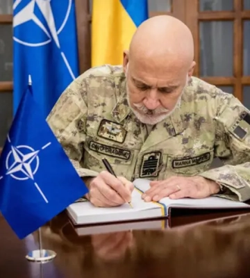 До Києва прибув голова Військового комітету НАТО Джузеппе Каво Драгоне
