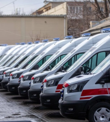 Одещина отримала нові карети «швидкої», оснащені як реанімобілі: куди розподілили