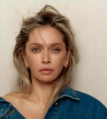VIRA вразила несподіваним звучанням: її новий трек &quot;Day &amp; Night&quot; – електронний експеримент
