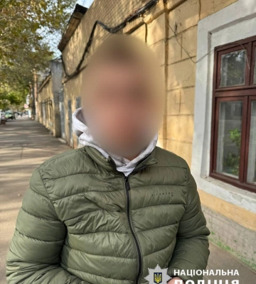 В Одесі затримали підлітка, який на замовлення підпалив автомобіль ЗСУ