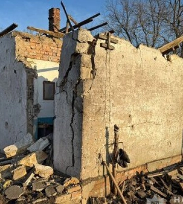 Наслідки російських обстрілів Запорізької області: ворог вдарив по Запорізькому, Пологівському та Василівському районах. ФОТО