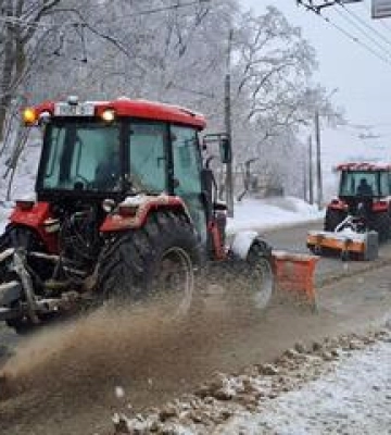 У Полтаві 282 двірників прибирають місто під час снігопаду