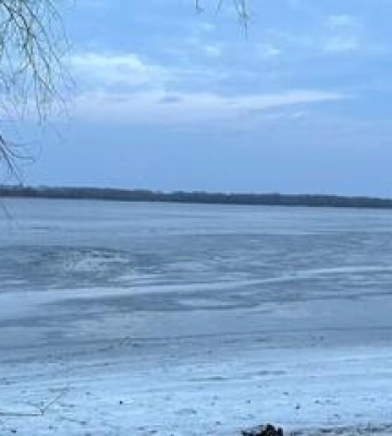 На Полтавщині врятували двох дітей, які провалилися під кригу