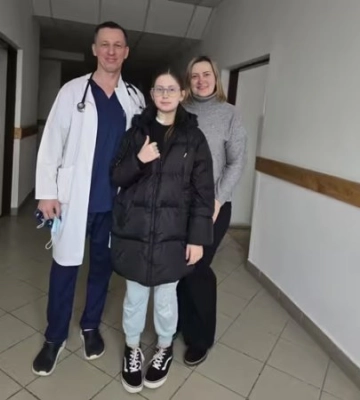 Була на межі життя і смерті: на Закарпатті лікарі врятували дитину (ФОТО)