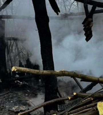 На Львівщині горіла господарська будівля: пожежу ліквідували