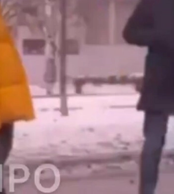 У центрі Дніпра маршрутка збила пішохода (ВІДЕО)