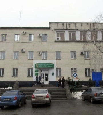 "Приема больше нет": В Мелитополе оккупанты выселяют Налоговую инспекцию из здания в центре города (скрин)