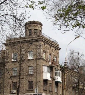 Оккупанты разрушают исторический центр Мариуполя под видом реконструкции