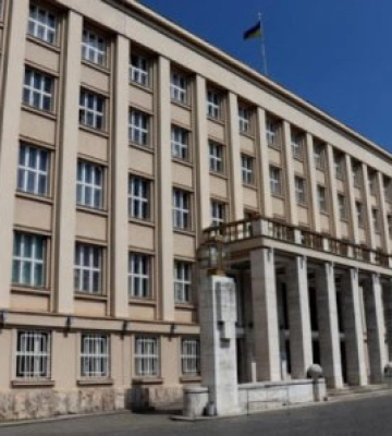 Ужгородський суд виніс вирок за хуліганство біля Закарпатської облради