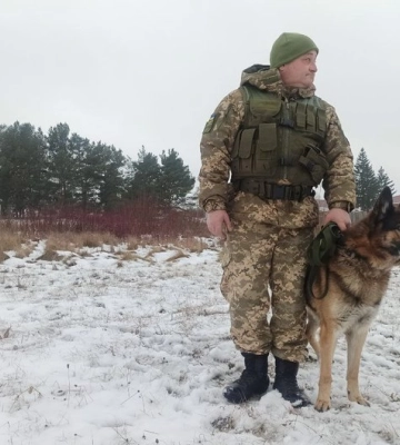 «Моя третя рука, очі, вуха і ніс», – інструктор-кінолог Волинського прикордонного загону про напарника Мухтара
