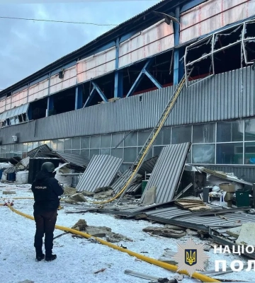 На Киевщине из-за ночной атаки рф есть пострадавший: показали последствия