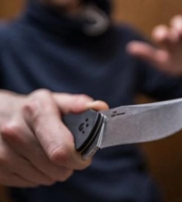 У центрі Луцька молодики з Донецька підрізали двох чоловіків