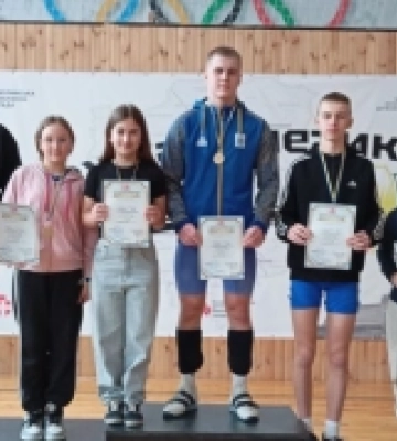 Юні буцинські важкоатлети здобули шість медалей на чемпіонаті Волині