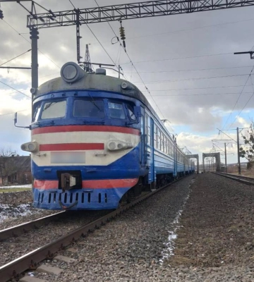 У Дубні під колесами потяга загинув 27-річний чоловік