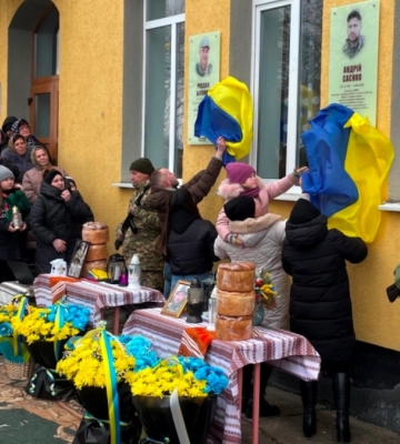 Шана і пам’ять: у селі Грушка встановили меморіальні дошки двом полеглим захисникам