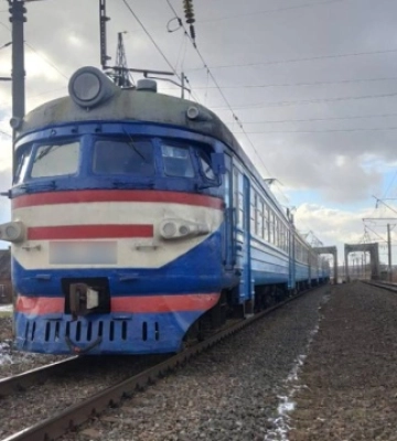 У Дубні під колесами потяга загинув 27-річний чоловік
