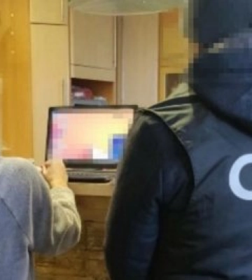 СБУ затримала окупаційну експосадовицю, яка допомогла рф депортувати 6-х українських дітей