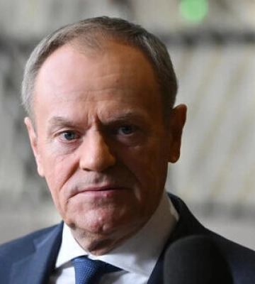 Туск: Польща не відправлятиме миротворців в Україну, але підтримає тих, хто це зробить