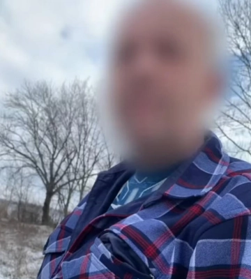 Ледь не врізався у відбійник: на Рівненщині зупинили п`яного водія вантажівки
