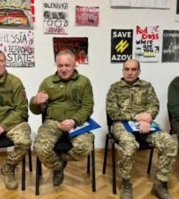 Військовим журналістам з Волині вручили подяки за професійну діяльність Військовим журналістам з Волині вручили подяки за професійну діяльність