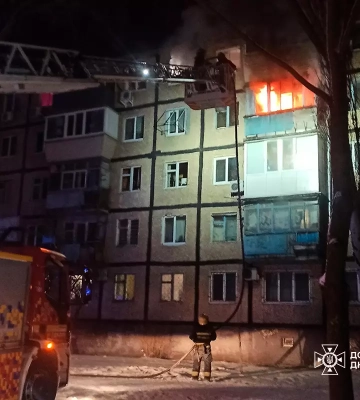 Огонь вырывался из окон: в 5-этажке на Калнышевского в Днепре горела квартира