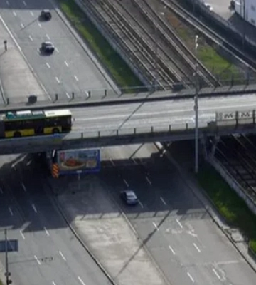 В Києві майже на рік обмежать рух на шляхопроводі біля станції метро «Дарниця»