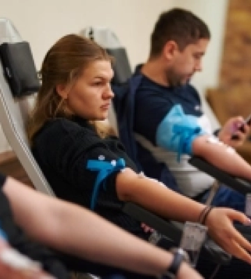 Яких груп крові бракує в лікарнях Волині та інших областей цього тижня