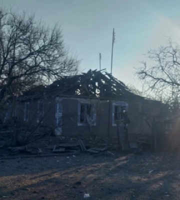 Вночі ворог завдав масованого авіаудару по селу Милове на Херсонщині, пошкоджені пів сотні осель