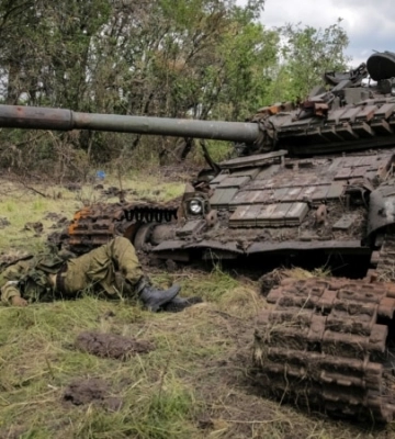 В Керчи похоронили российского военного, погибшего в Донецкой области