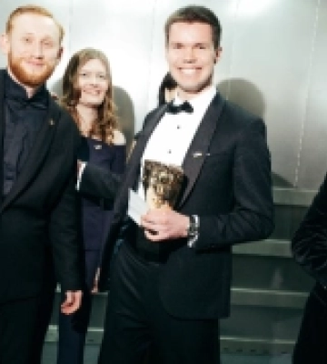 Актор з Миколаєва Олександр Рудинський обрав для церемонії BAFTA образ від українських брендів