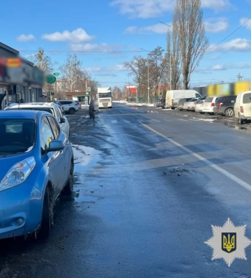 У Гостомелі, що на Київщині, легковий автомобіль збив дитину на пішохідному переході