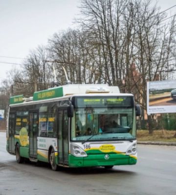 На Тернопільщині запроваджують зупинку транспорту під час хвилини мовчання - ОВА
