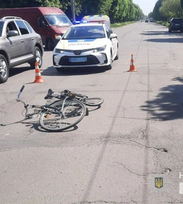 У Луцьку іспитовим строком покарали водійку Lexus, яка тяжко травмувала велосипедиста