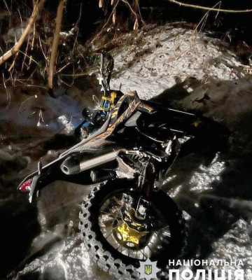 Внаслідок ДТП на Хмельниччині трагічно загинув молодий водій мотоциклу, - поліція