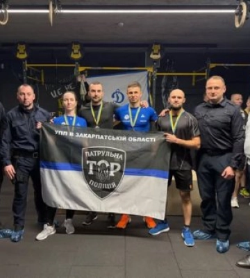 Закарпатські патрульні  виступили на змаганнях із гирьового спорту серед правоохоронців