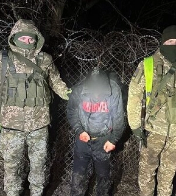 Мало не втопився в Тисі: прикордонники врятували прикарпатця, який хотів незаконно перетнути кордон