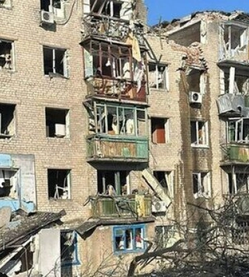 Війська РФ завдали авіаударів по Костянтинівці: 6 людей поранені, жінка у важкому стані. ФОТОрепортаж