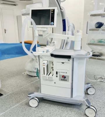 Полтавська обласна лікарня отримала сучасний наркозний апарат від уряду Кореї