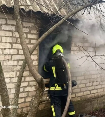 У Кіровоградській області у палаючому будинку загинула 15-річна дівчина